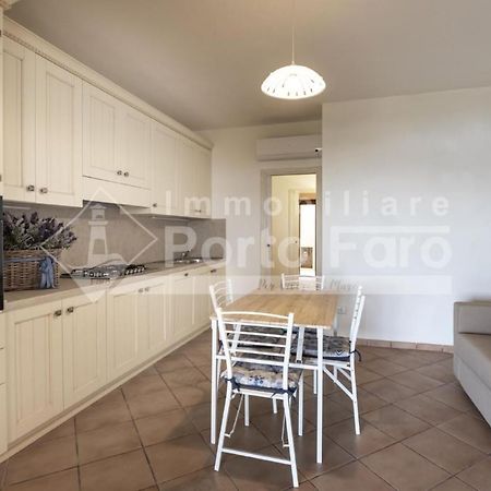 L325 - Bilocale Con Giardino E Vista Mare Panoramica A Porto Mannu Villa Palau Bagian luar foto